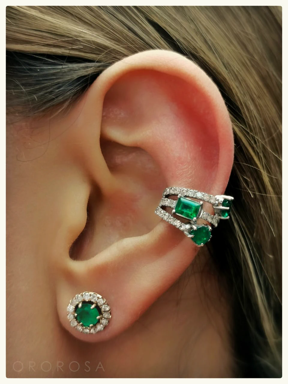 Diamond and emerald ear cuff earrings (2/2)