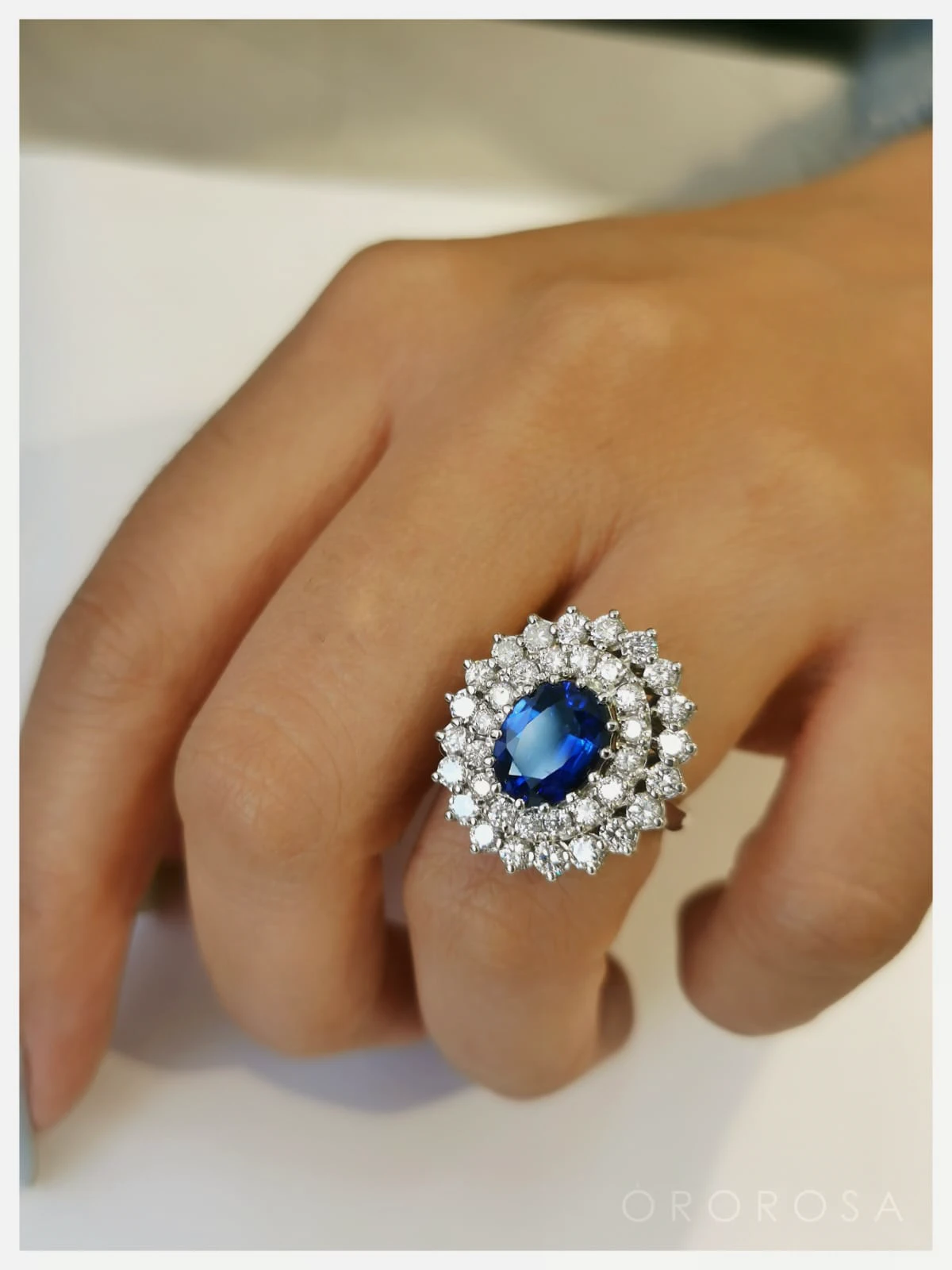 Double marquise and sapphire ring (2/3)