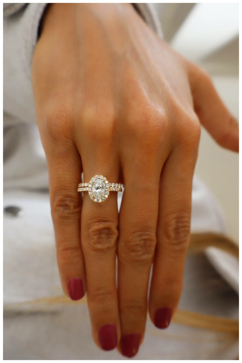 Oval halo ring (2/3)
