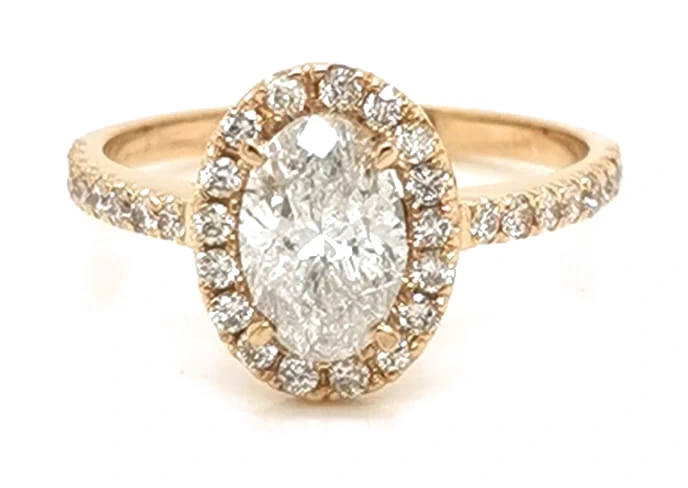 Oval halo ring (1/3)