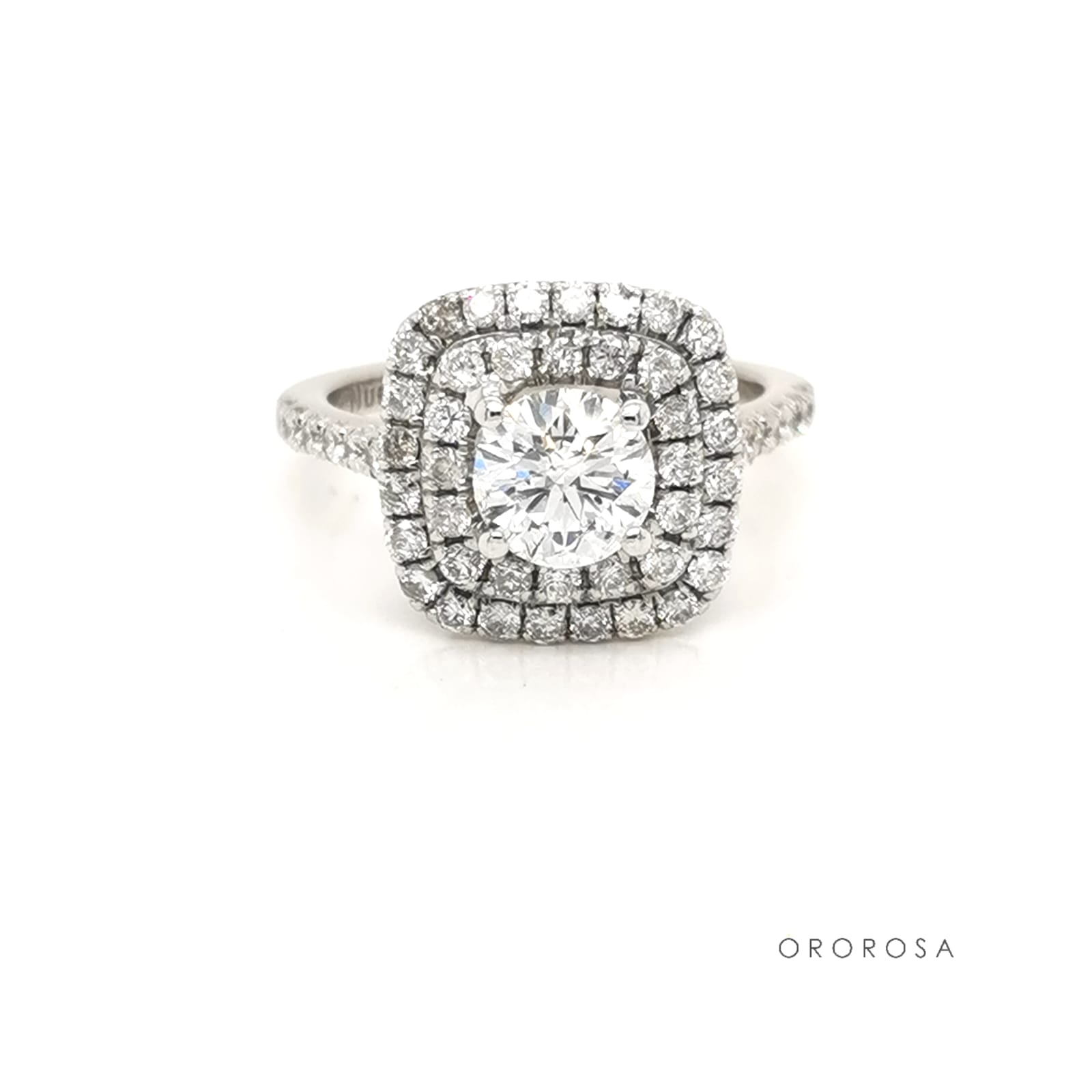Anillo de compromiso doble halo